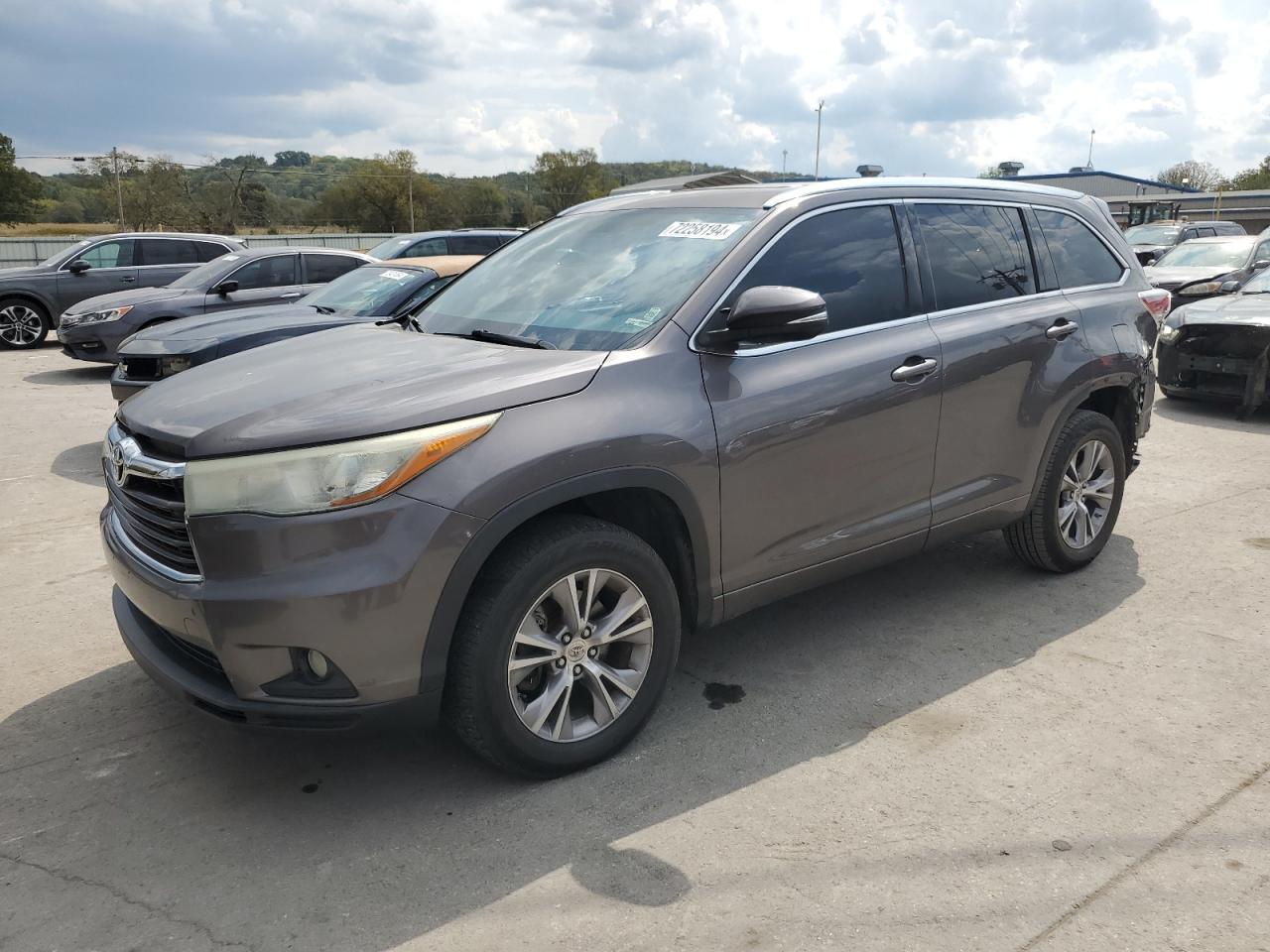 TOYOTA HIGHLANDER 2015