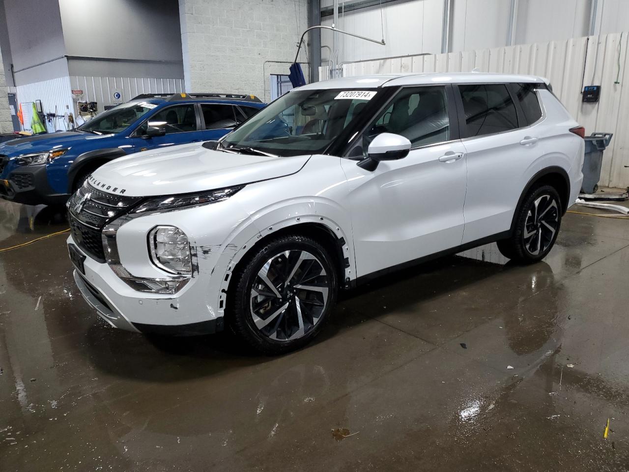 MITSUBISHI OUTLANDER 2023