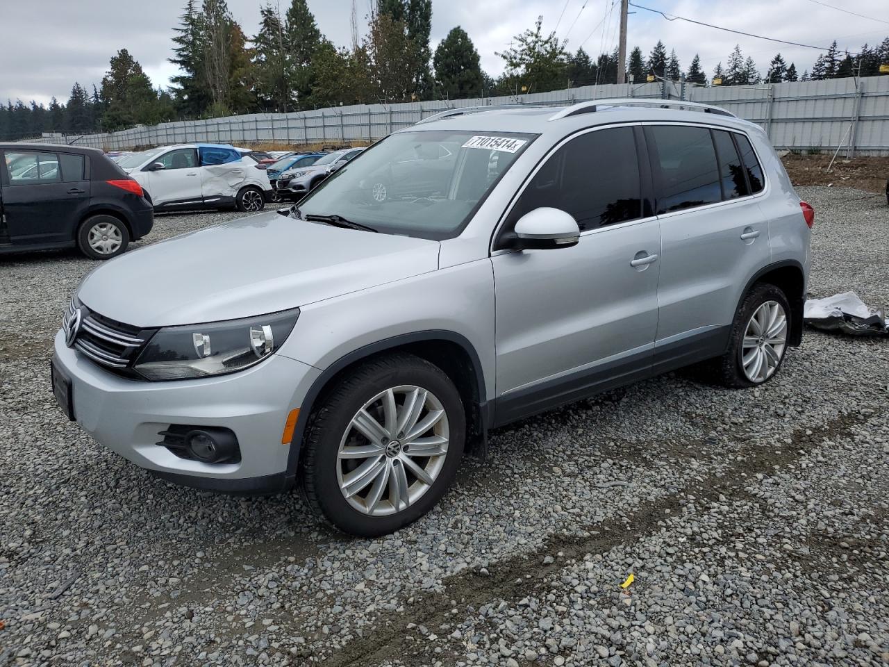VOLKSWAGEN TIGUAN S 2015