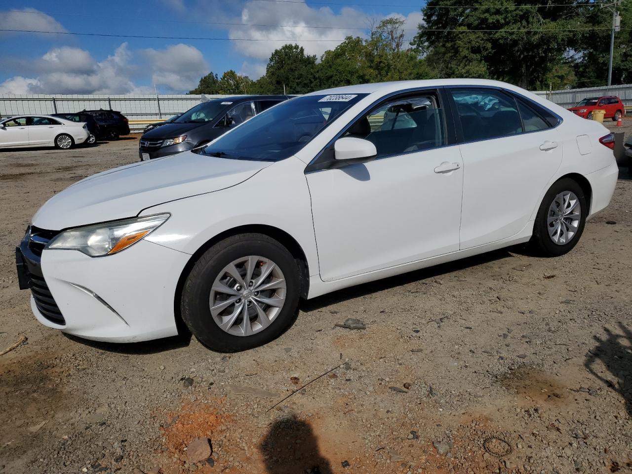 TOYOTA CAMRY LE 2016