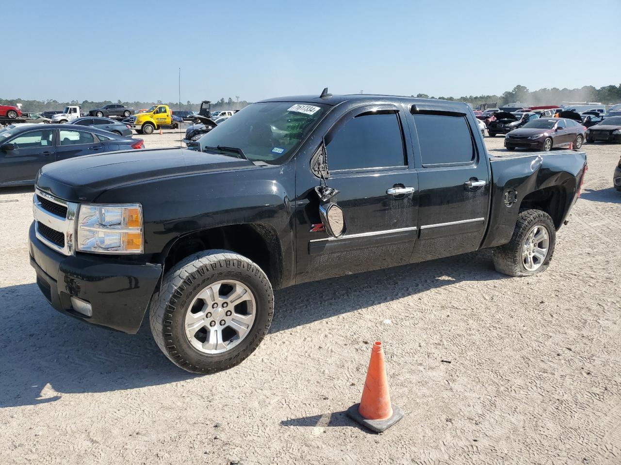 CHEVROLET SILVERADO 2011