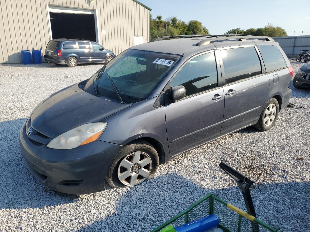 TOYOTA SIENNA CE 2007