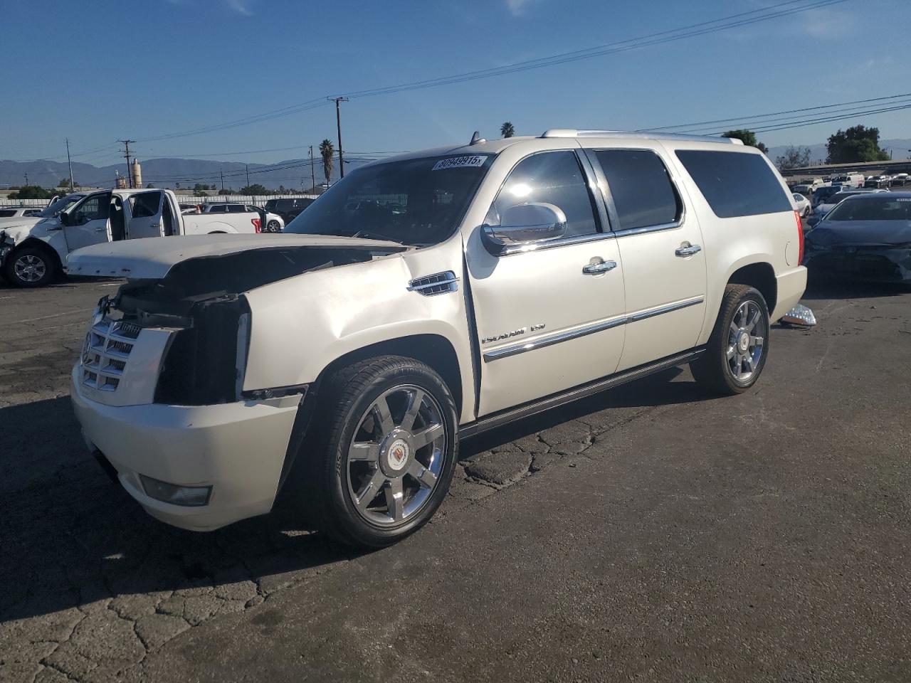 CADILLAC ESCALADE ESV LUXURY 2012