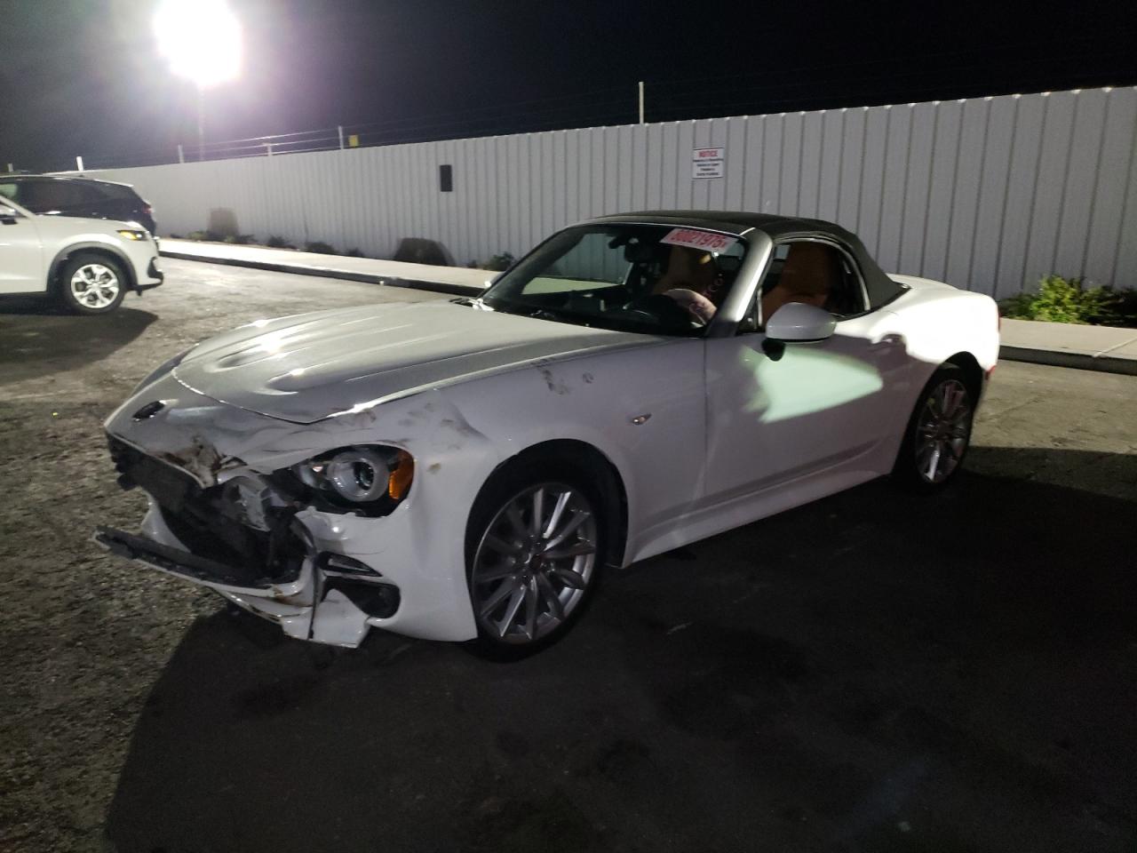 FIAT 124 SPIDER 2017