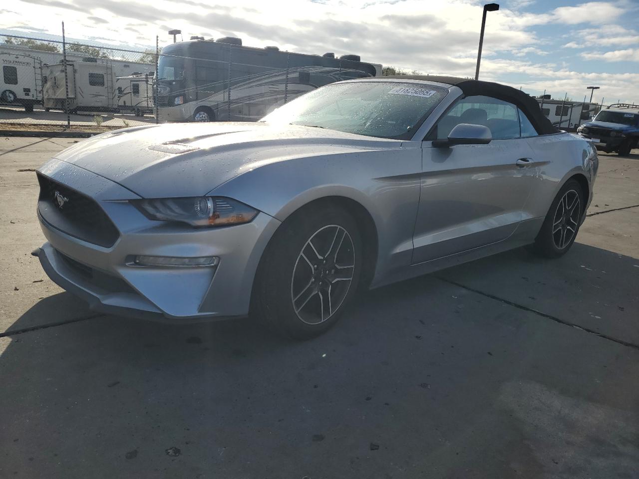 FORD MUSTANG 2022