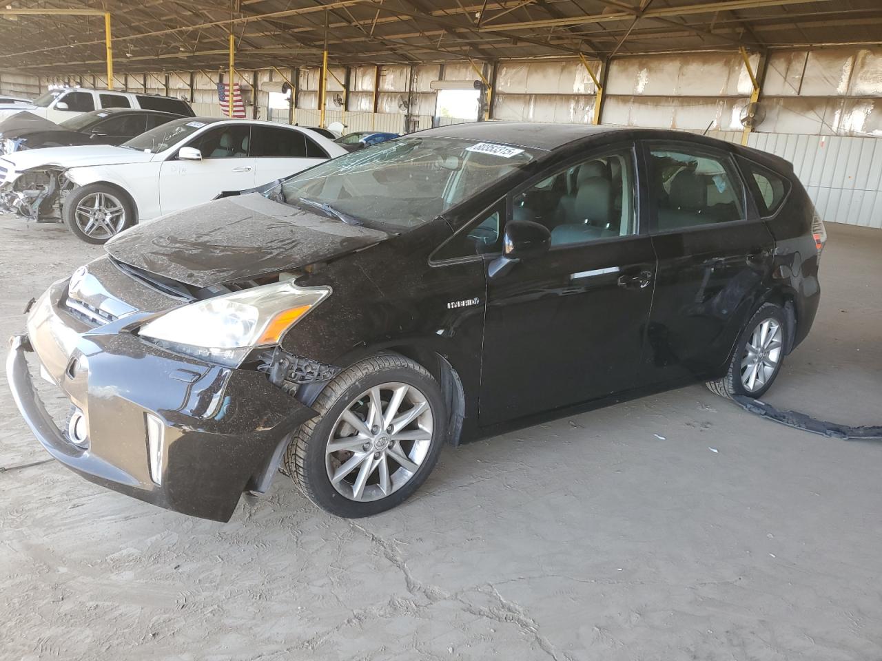 TOYOTA PRIUS V 2013