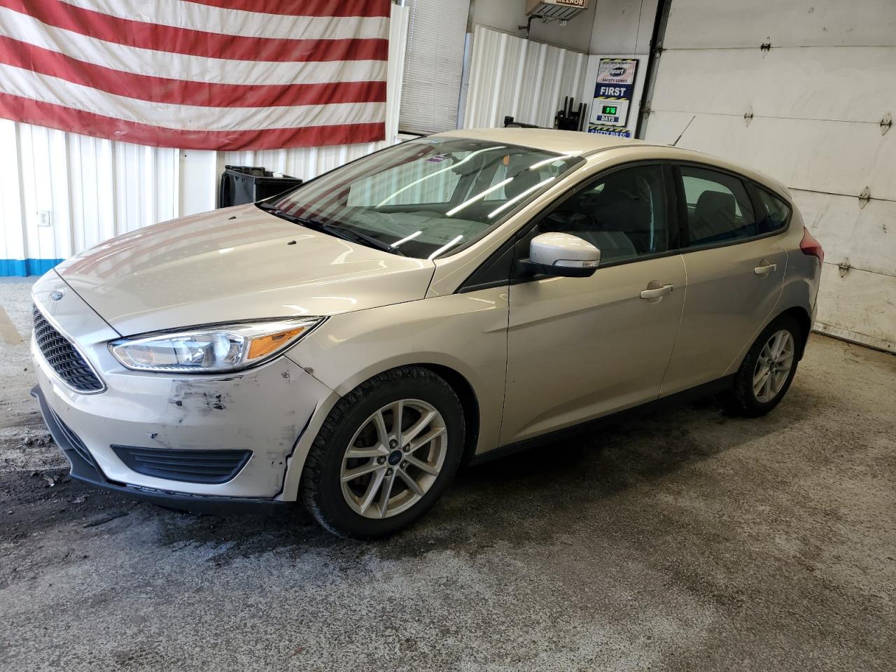 FORD FOCUS SE 2017
