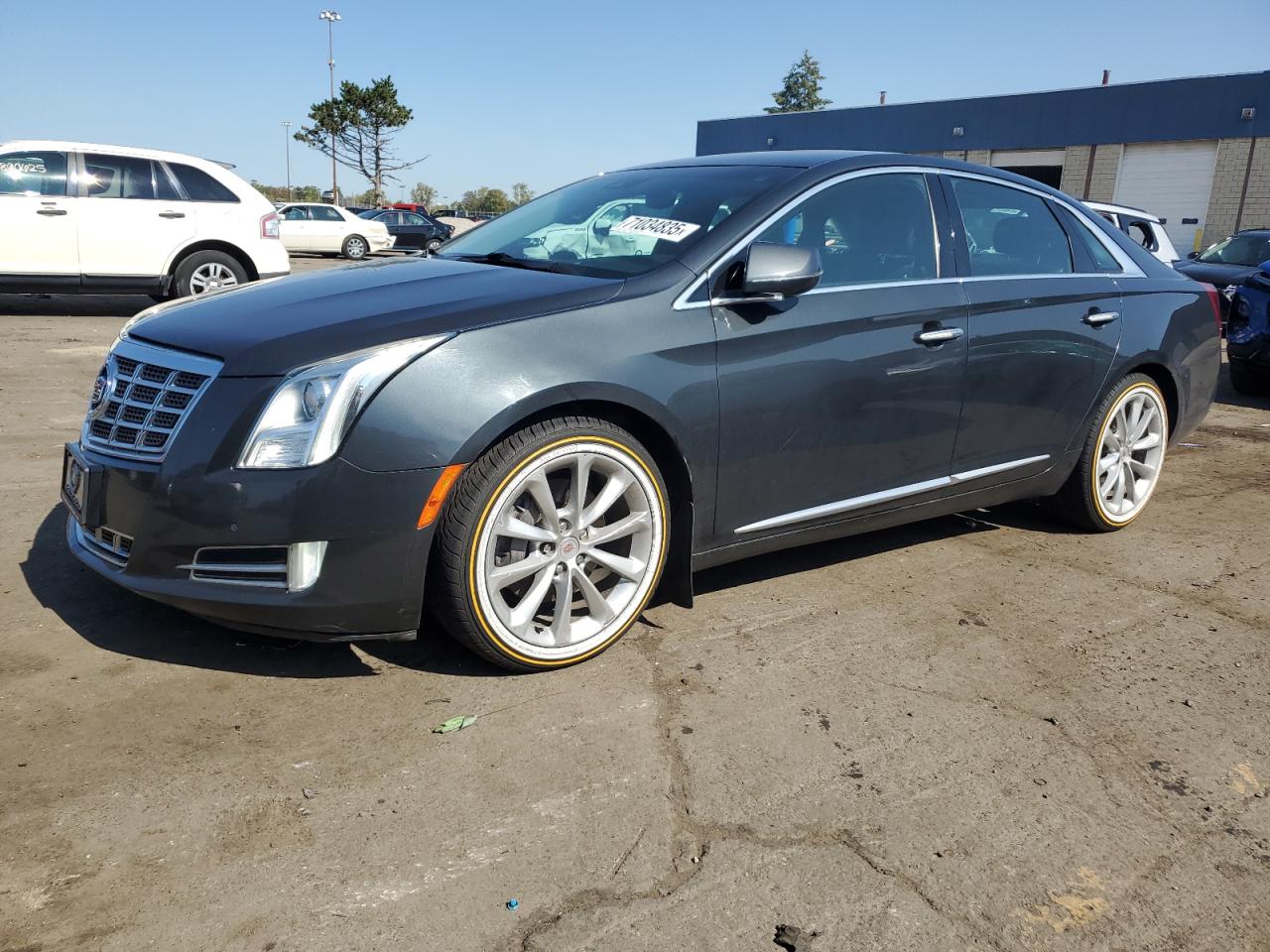 CADILLAC XTS LUXURY 2013