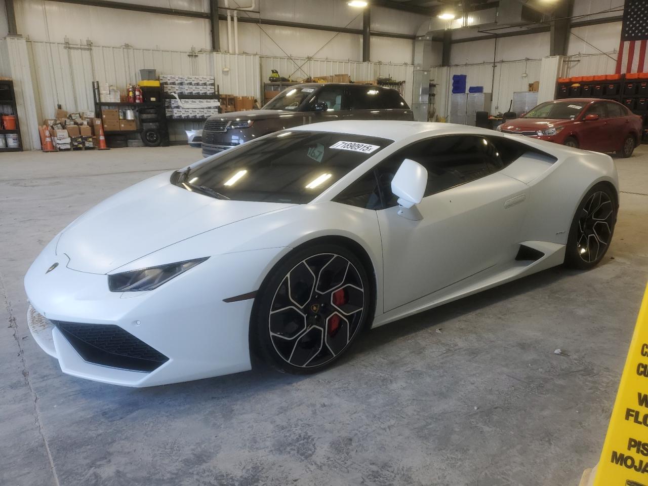 LAMBORGHINI HURACAN 2015
