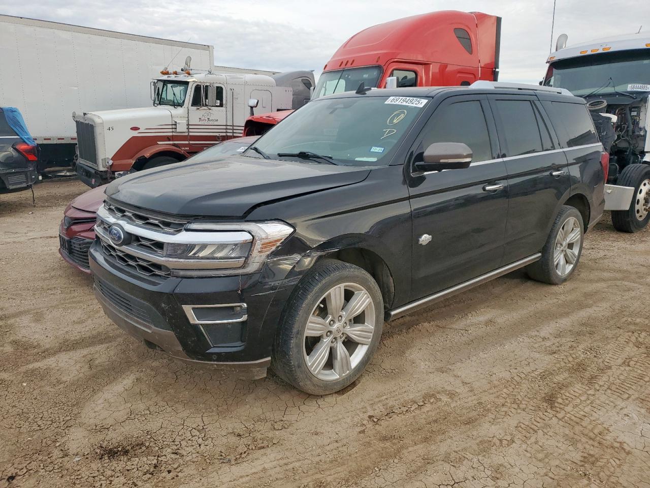 FORD EXPEDITION 2022