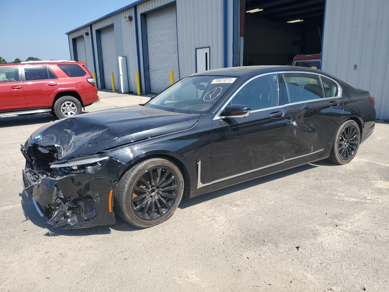 BMW 740 2022