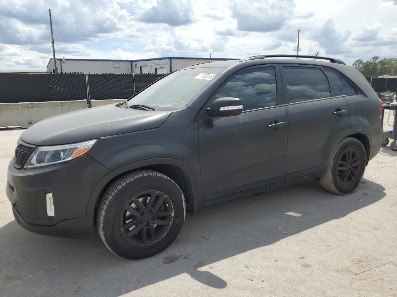 KIA SORENTO LX 2014
