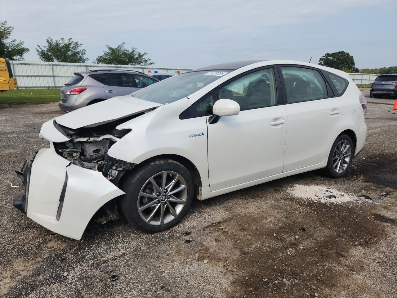 TOYOTA PRIUS V 2015