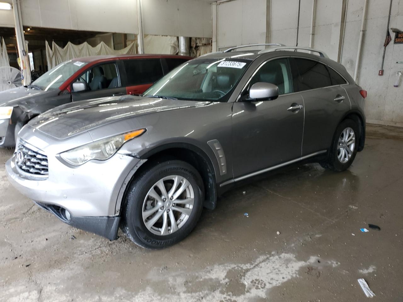 INFINITI FX35 2010