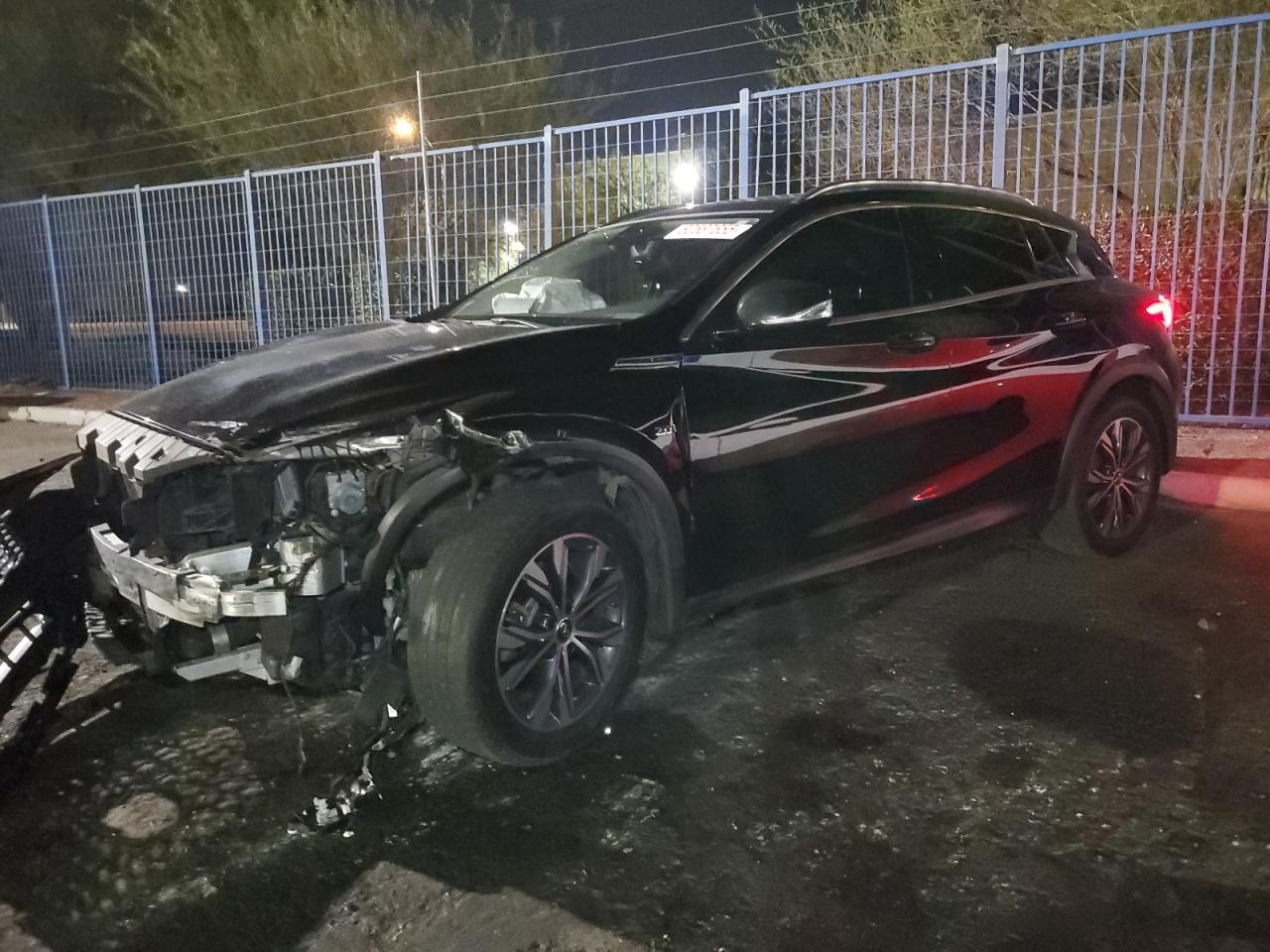 INFINITI QX30 BASE 2017
