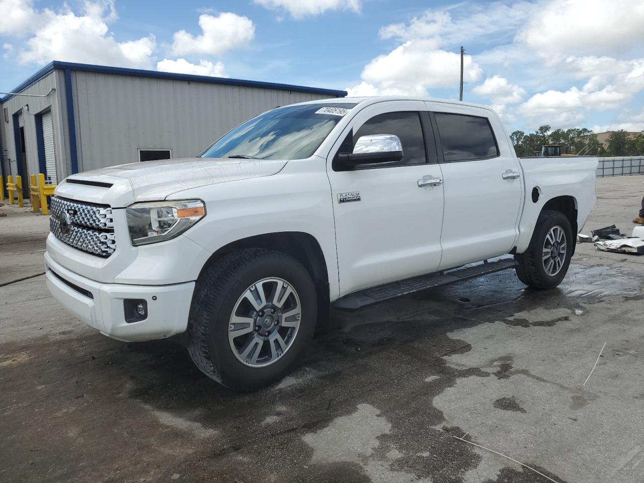 TOYOTA TUNDRA CRE 2018