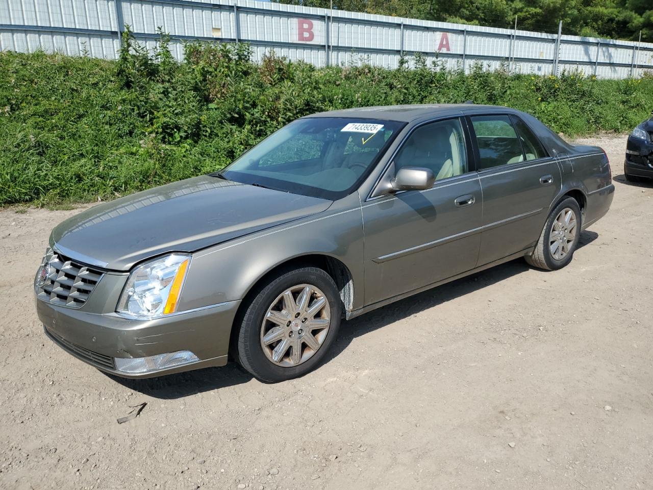 CADILLAC DTS PREMIU 2010