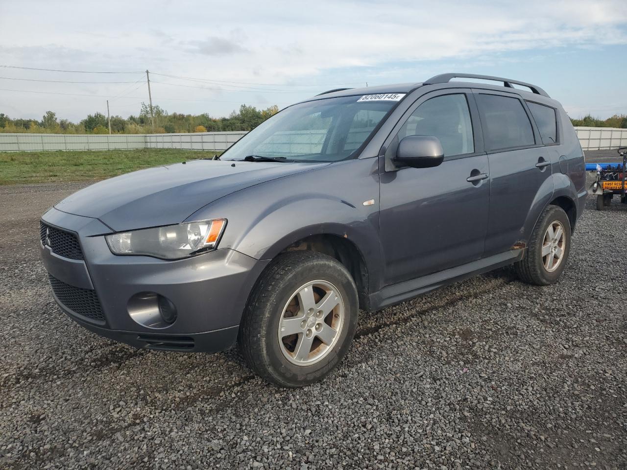 MITSUBISHI OUTLANDER 2012