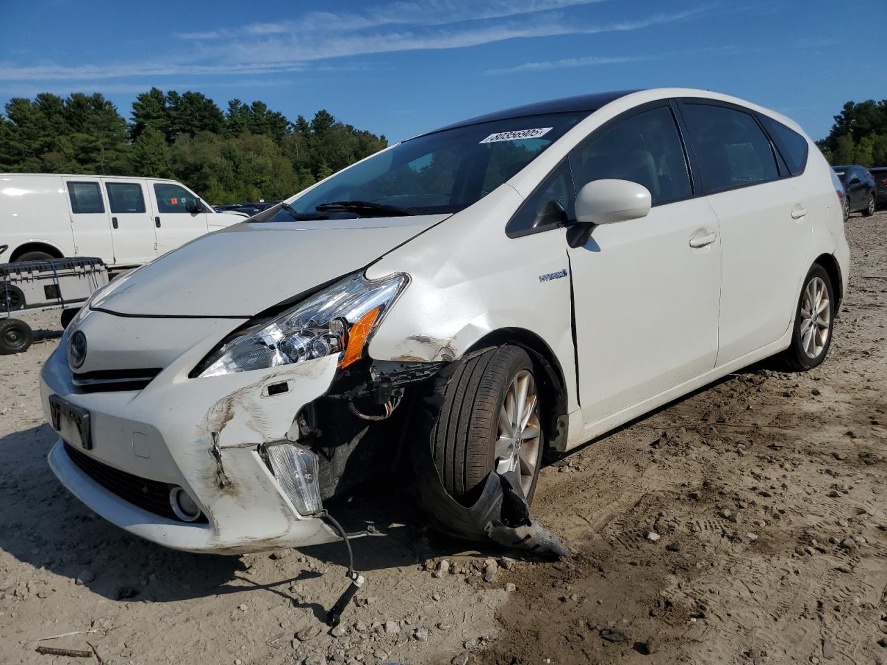 TOYOTA PRIUS V 2014