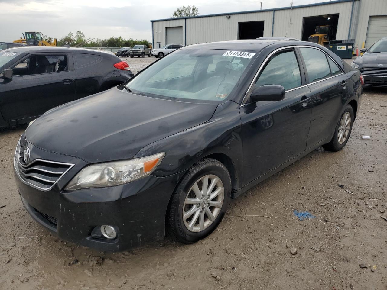 TOYOTA CAMRY BASE 2011