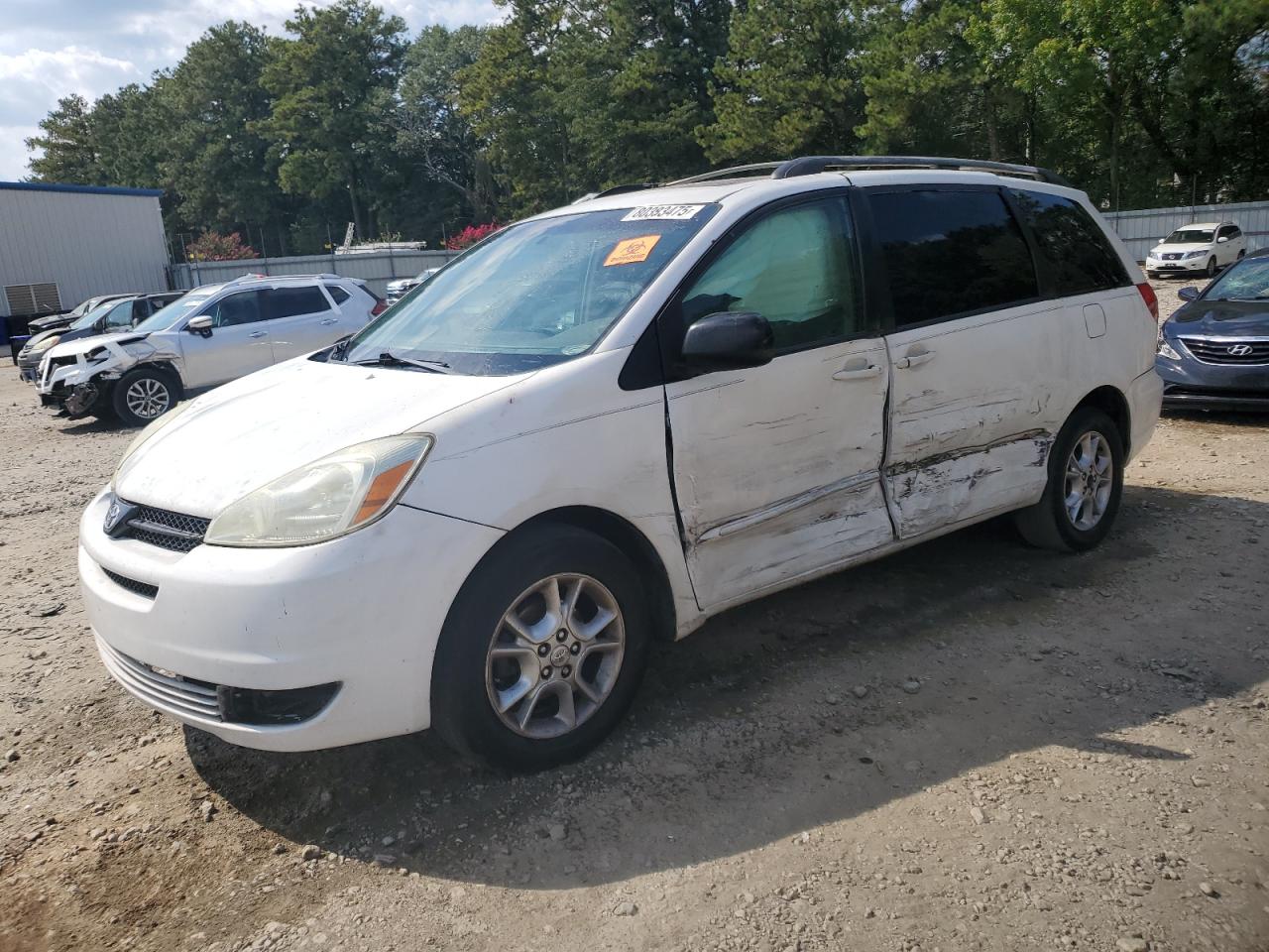 TOYOTA SIENNA XLE 2004