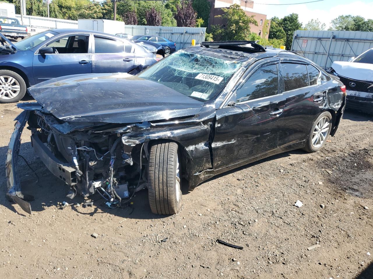 INFINITI Q50 BASE 2015