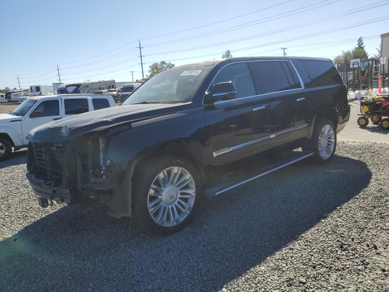 CADILLAC ESCALADE ESV PLATINUM 2017