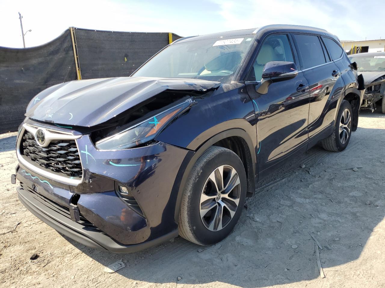 TOYOTA HIGHLANDER 2022