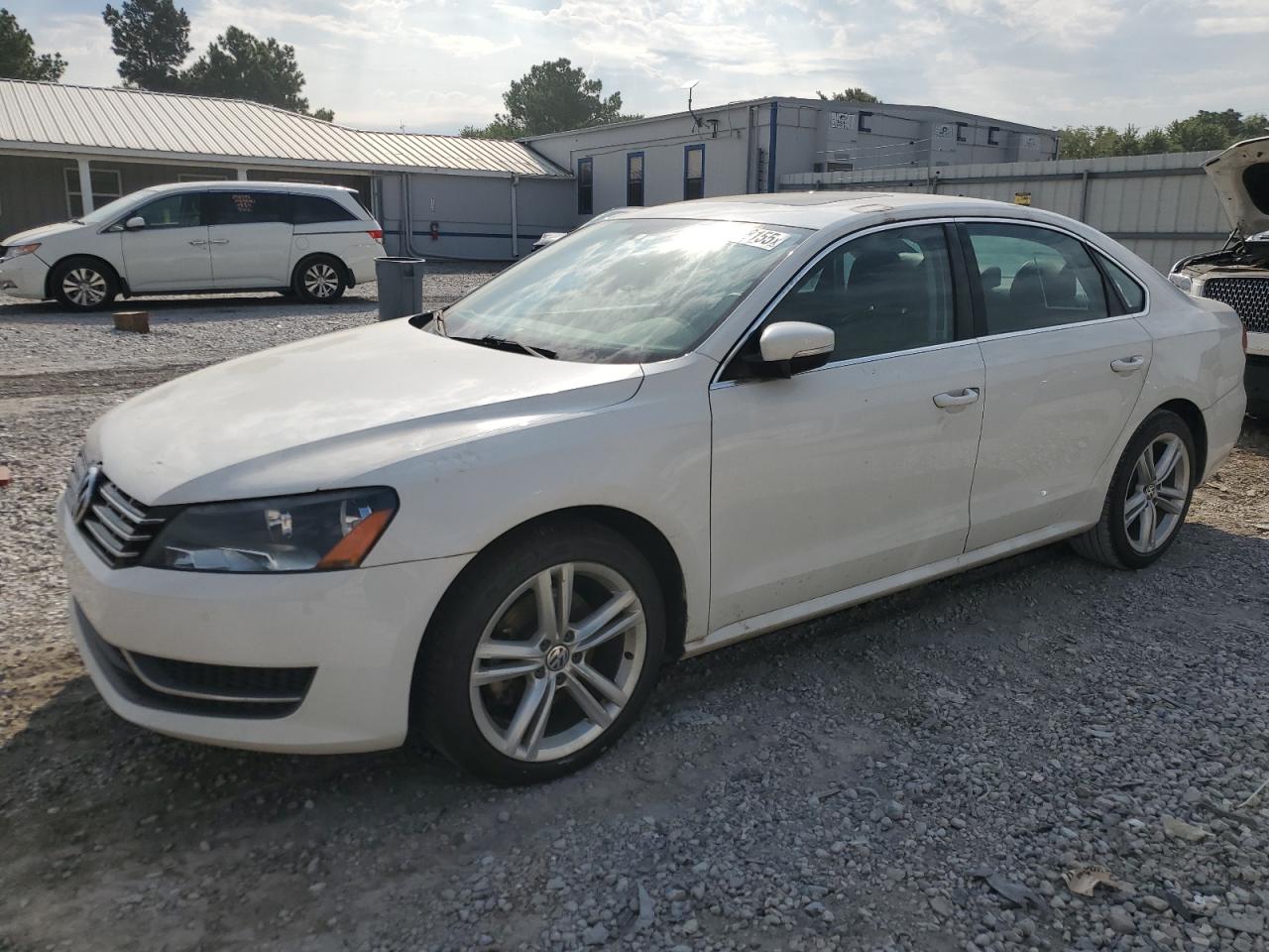 VOLKSWAGEN PASSAT SE 2015