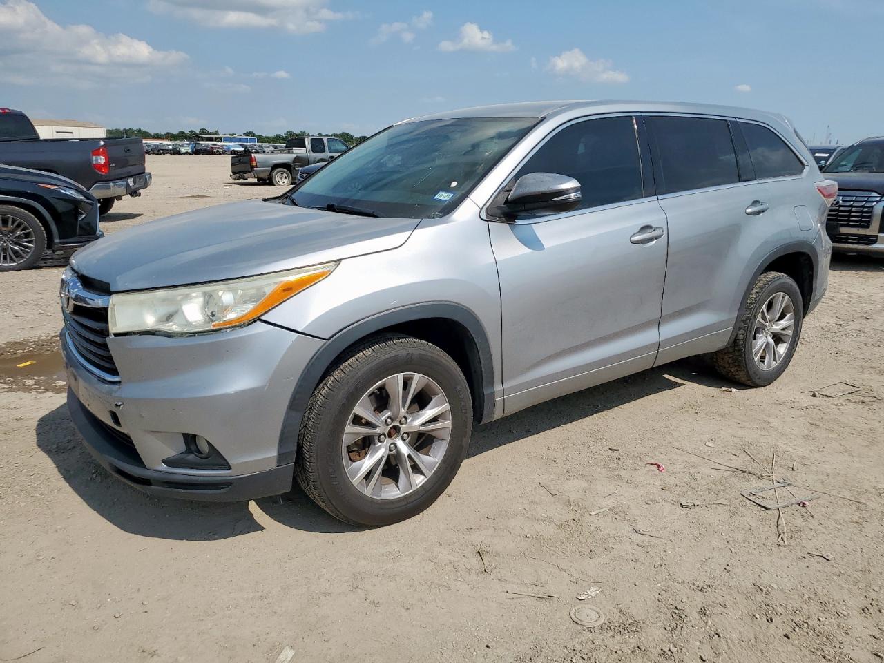 TOYOTA HIGHLANDER 2014