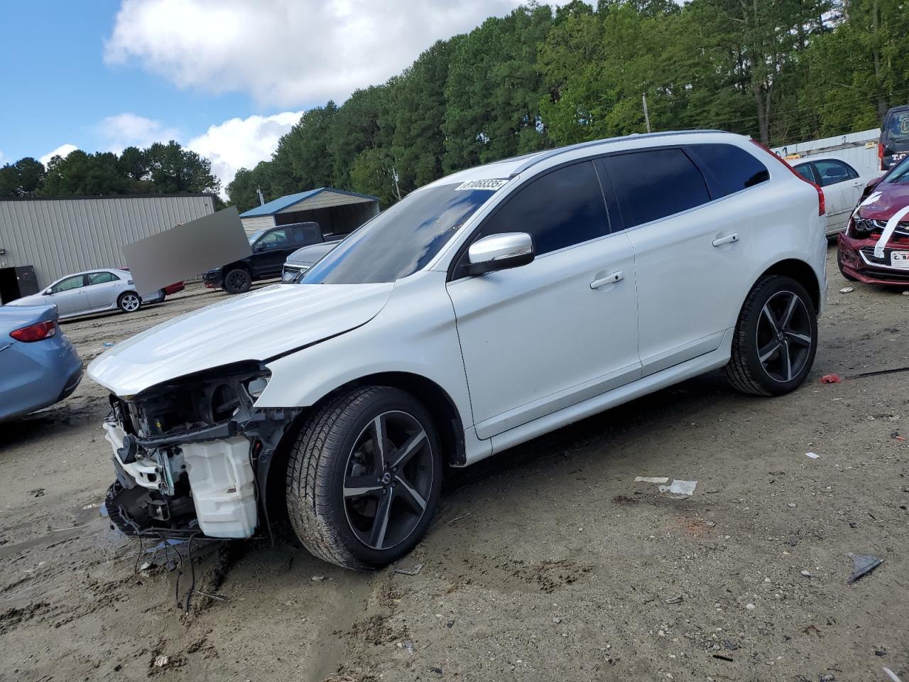 VOLVO XC60 2016