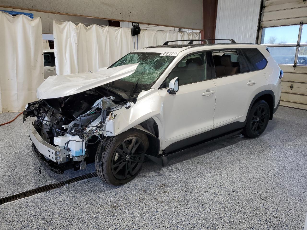 TOYOTA GRAND HIGHLANDER LIMITED 2025