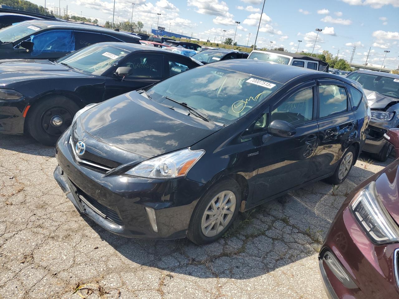 TOYOTA PRIUS V 2012