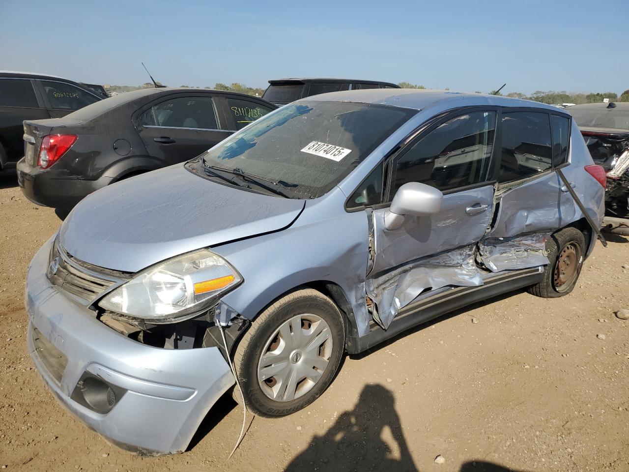 NISSAN VERSA 2011