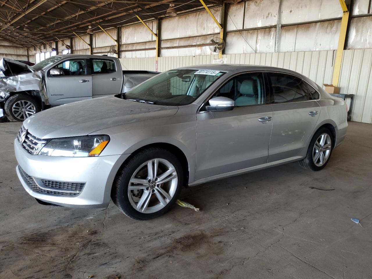 VOLKSWAGEN PASSAT SE 2014
