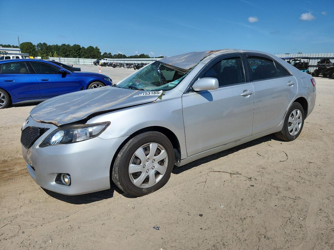 TOYOTA CAMRY BASE 2011