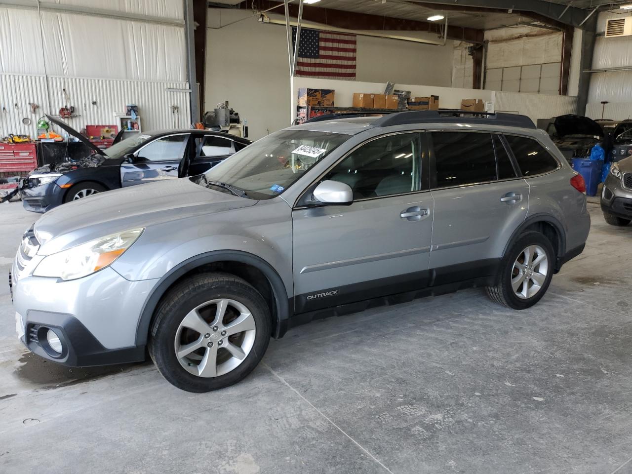 SUBARU OUTBACK 2. 2014