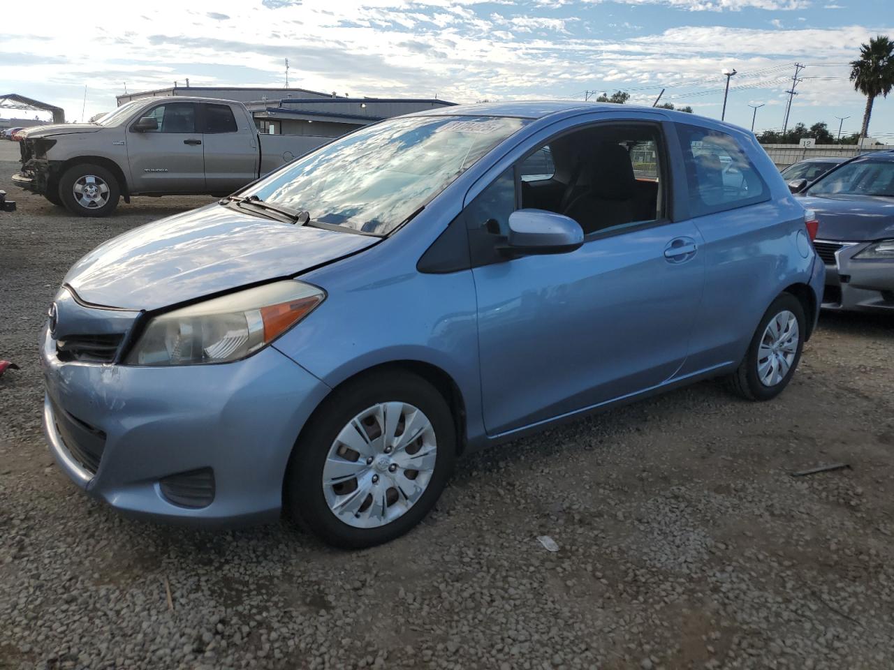 TOYOTA YARIS 2014