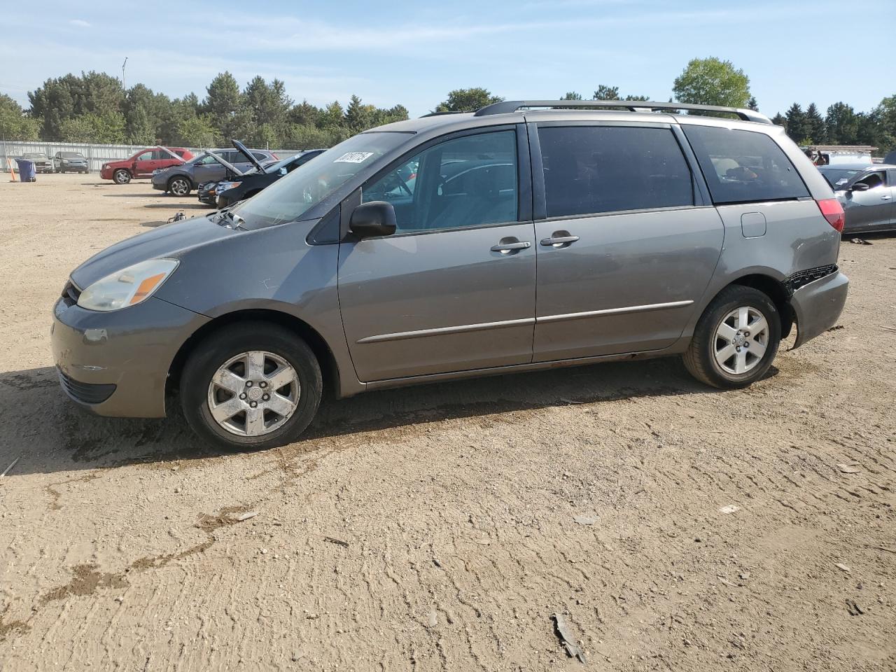 TOYOTA SIENNA CE 2005