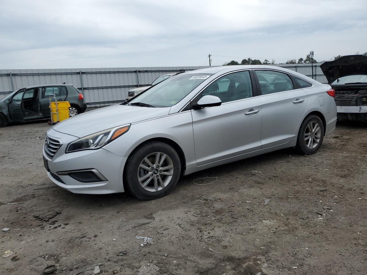 HYUNDAI SONATA SE 2017