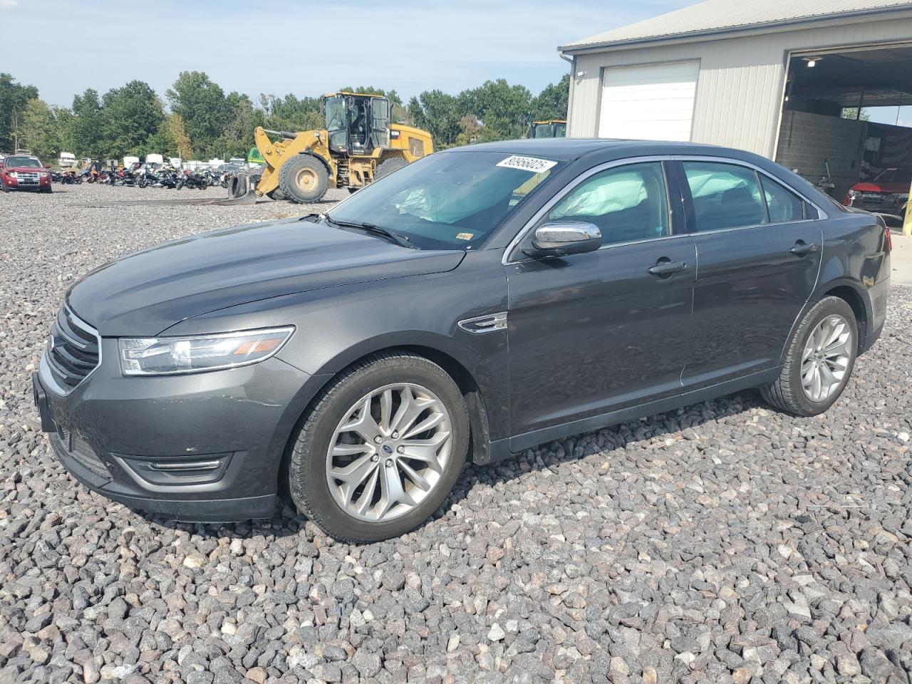 FORD TAURUS LIM 2016