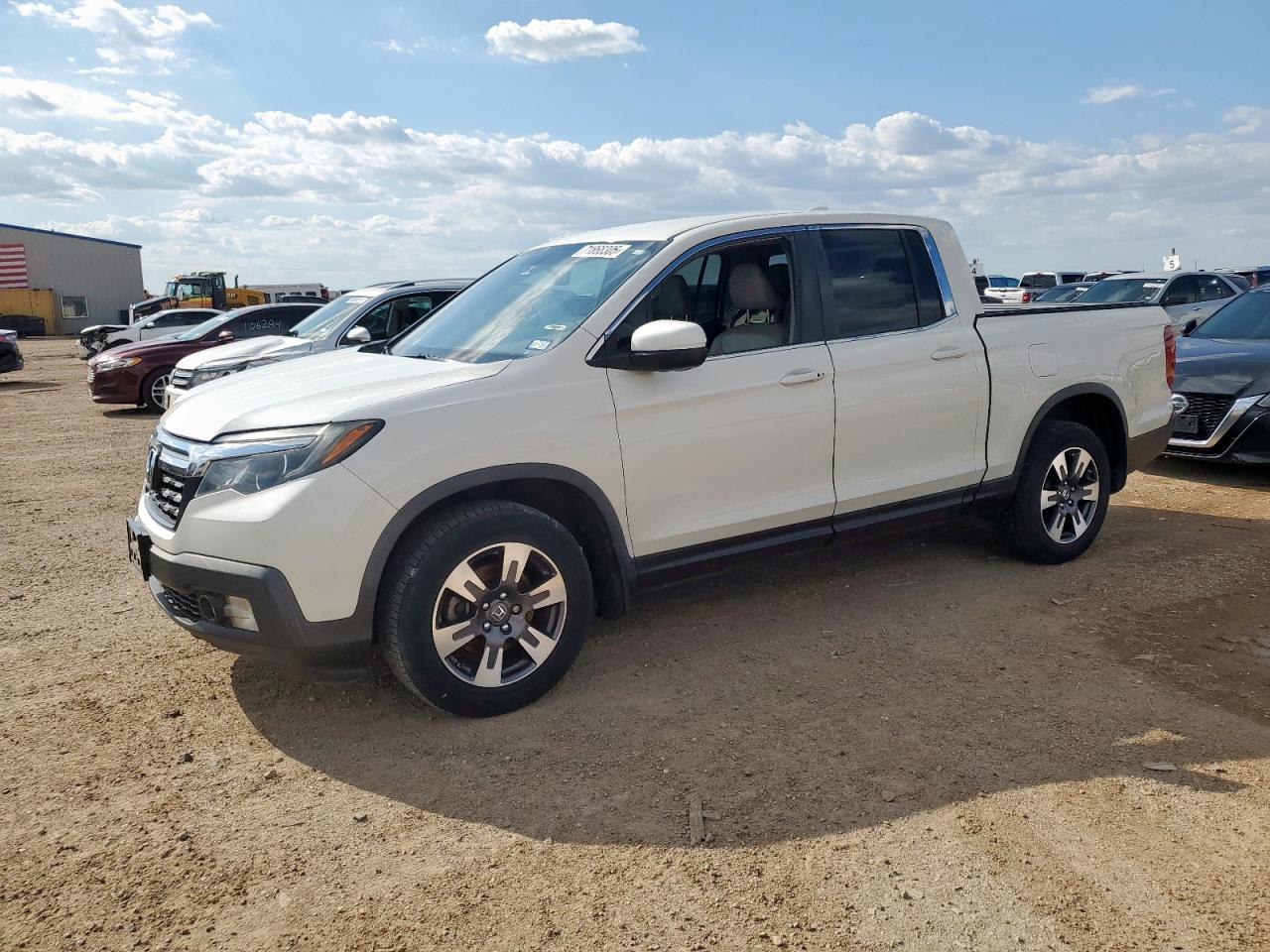 HONDA RIDGELINE 2017