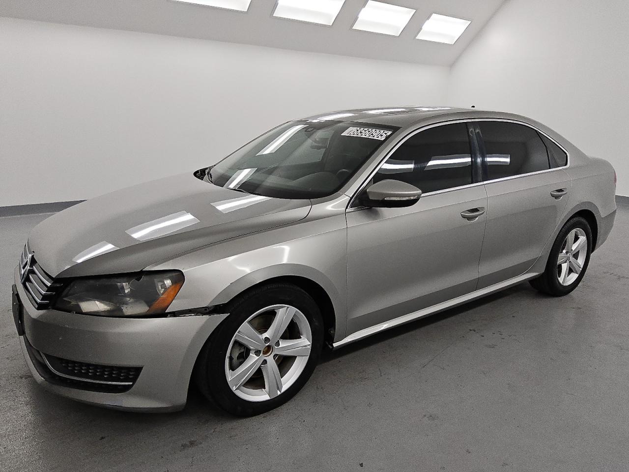 VOLKSWAGEN PASSAT SE 2012