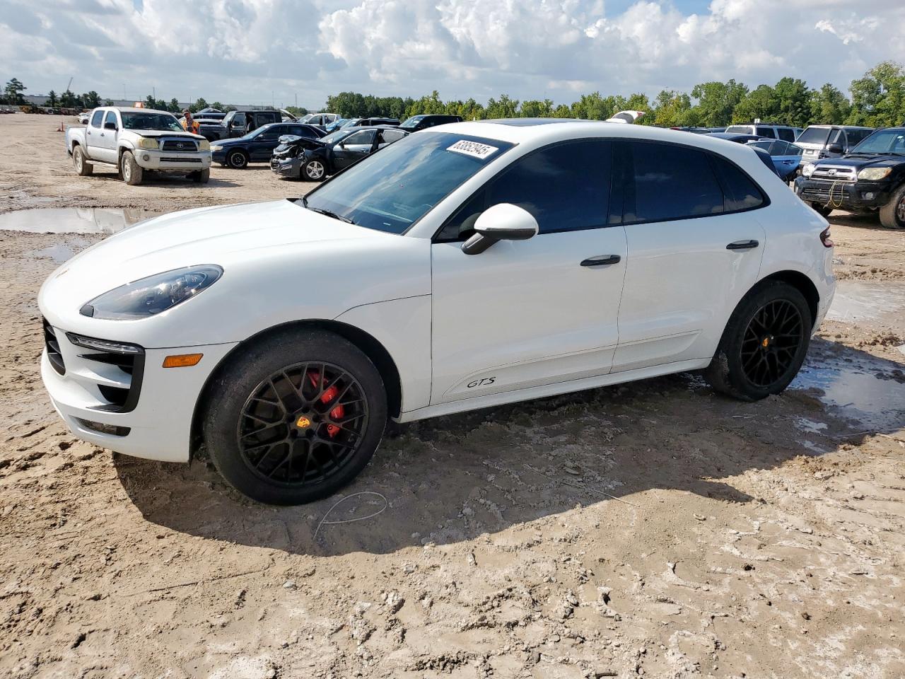 PORSCHE MACAN GTS 2018