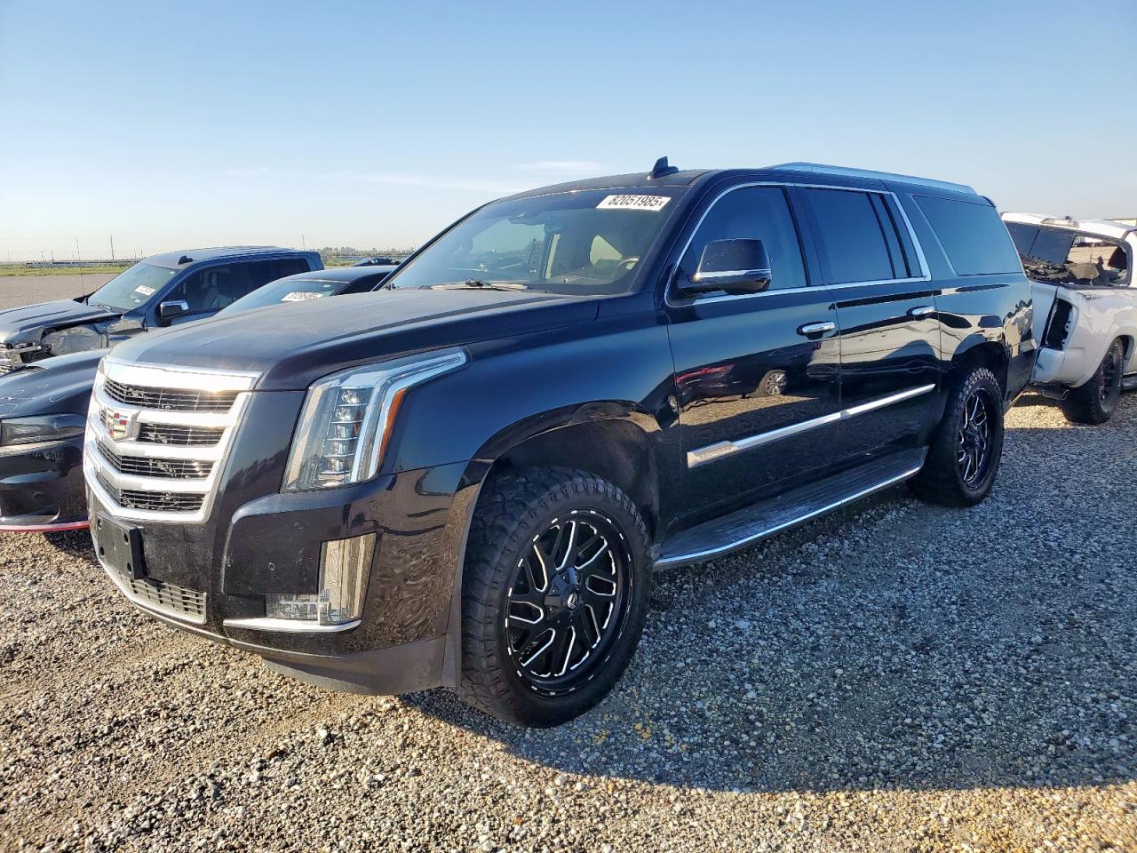 CADILLAC ESCALADE E 2017