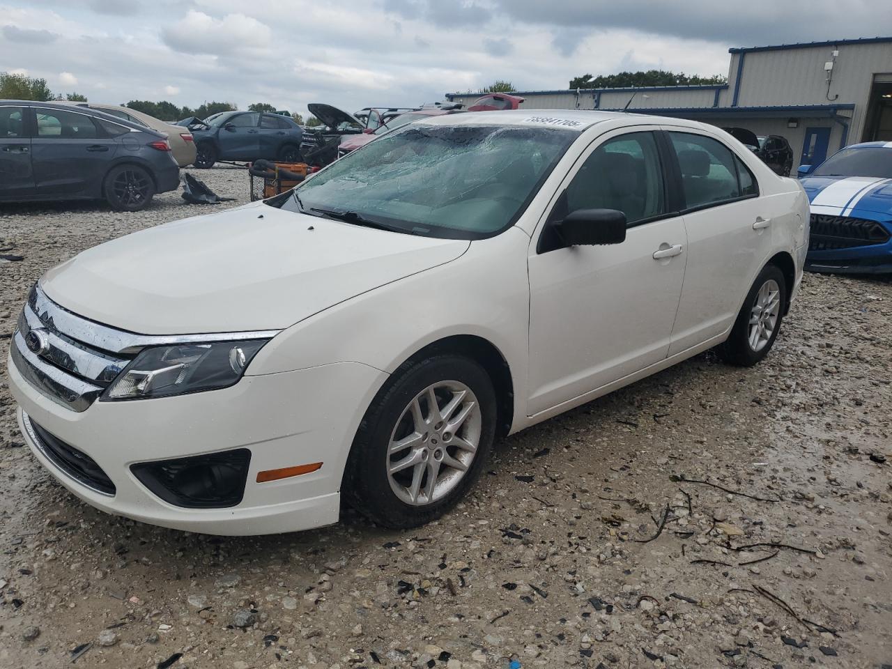 FORD FUSION S 2012