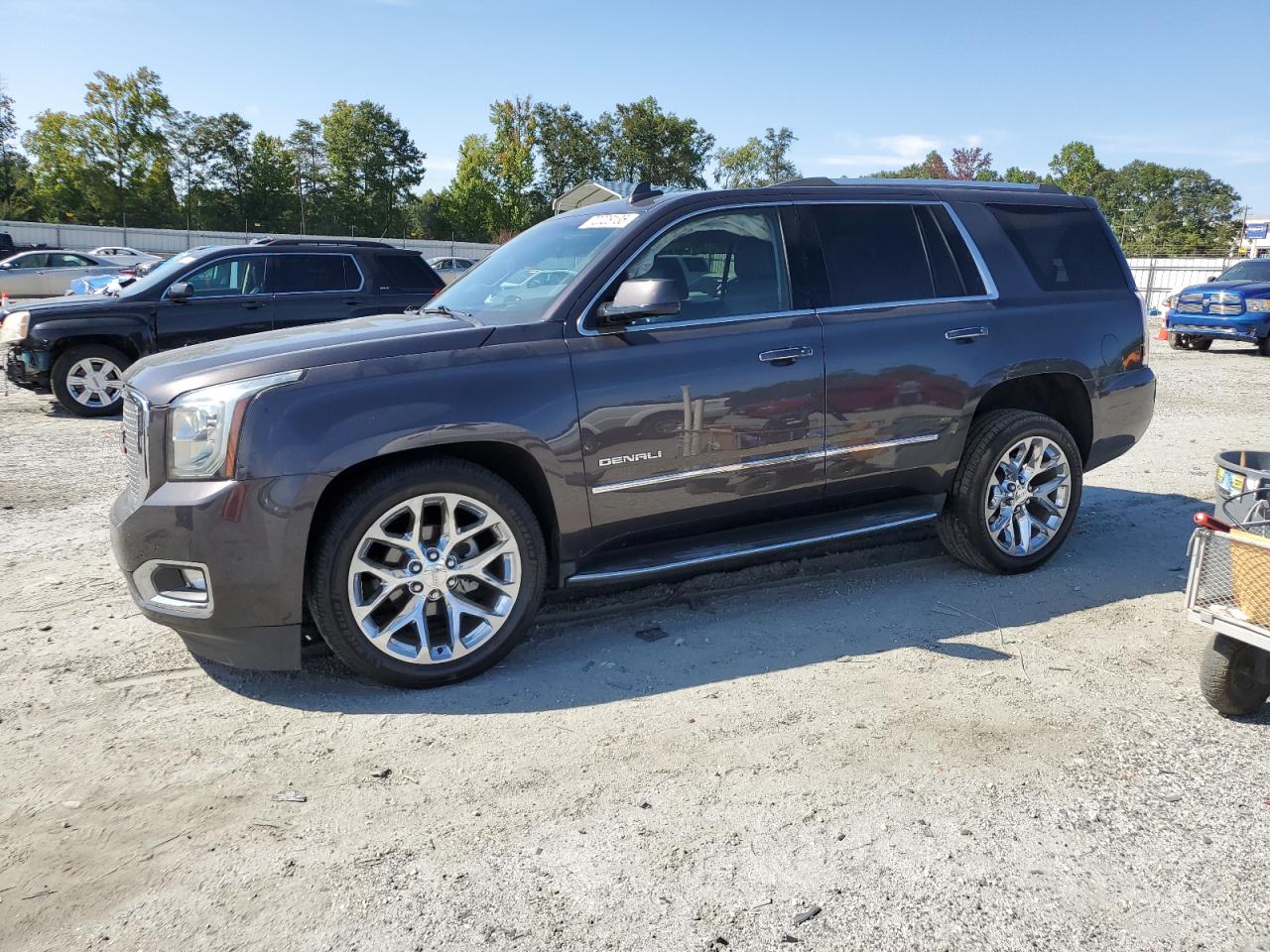GMC YUKON DENA 2017
