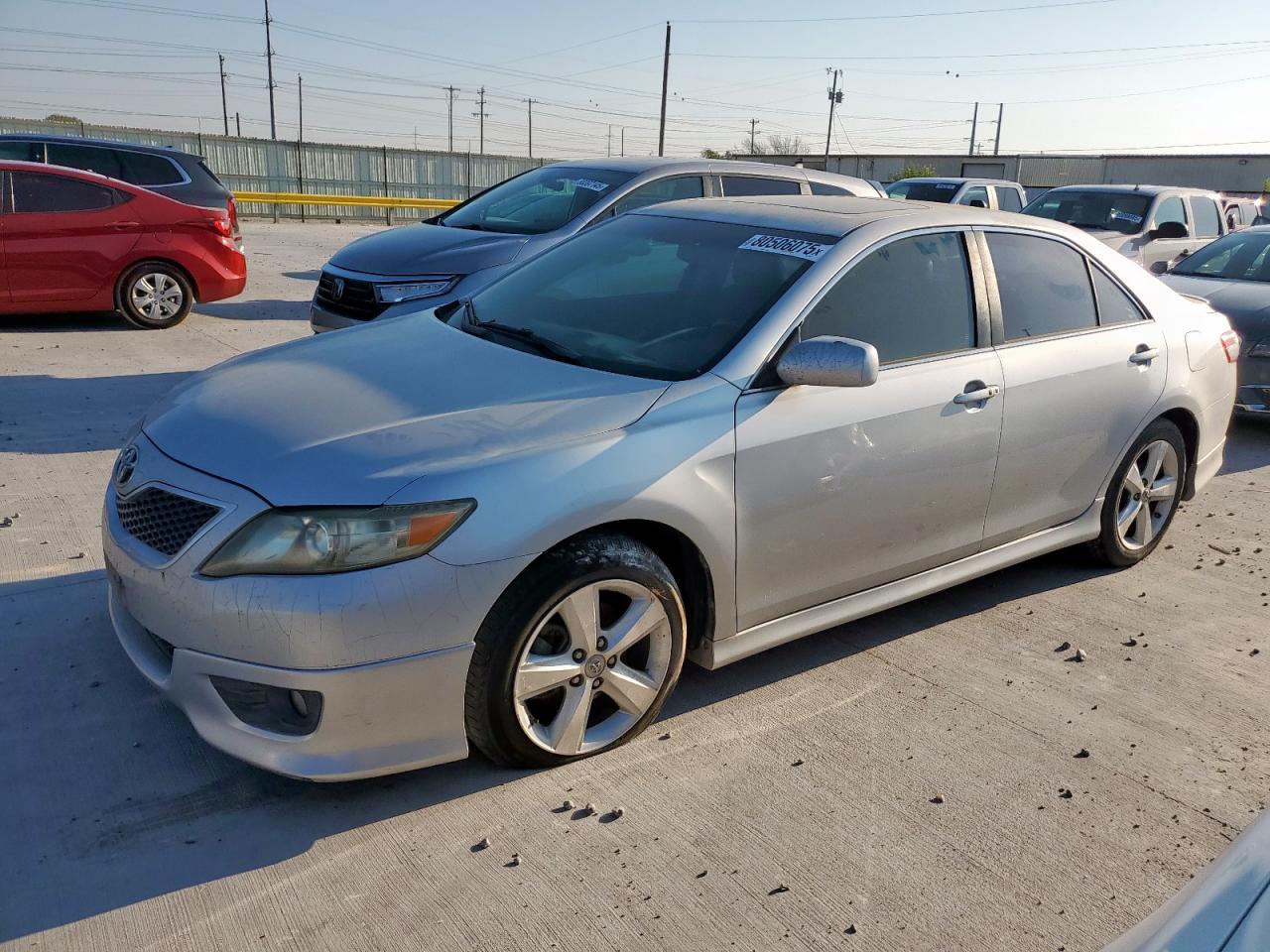 TOYOTA CAMRY SE 2011