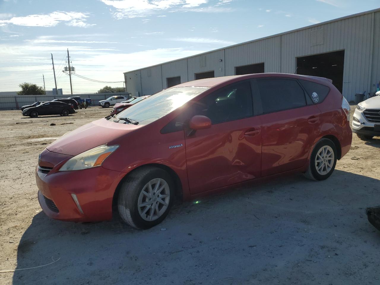 TOYOTA PRIUS V 2012