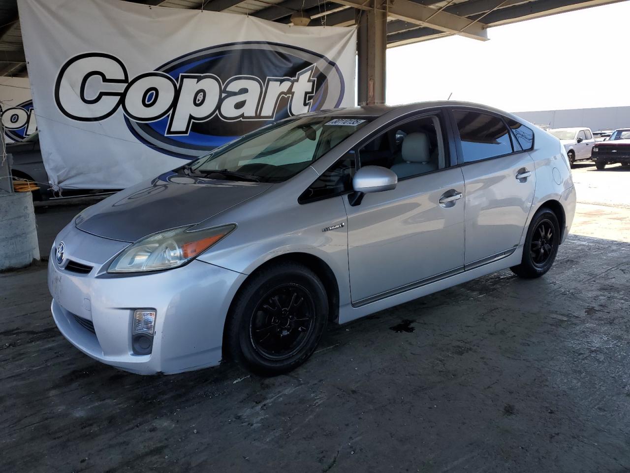 TOYOTA PRIUS 2011
